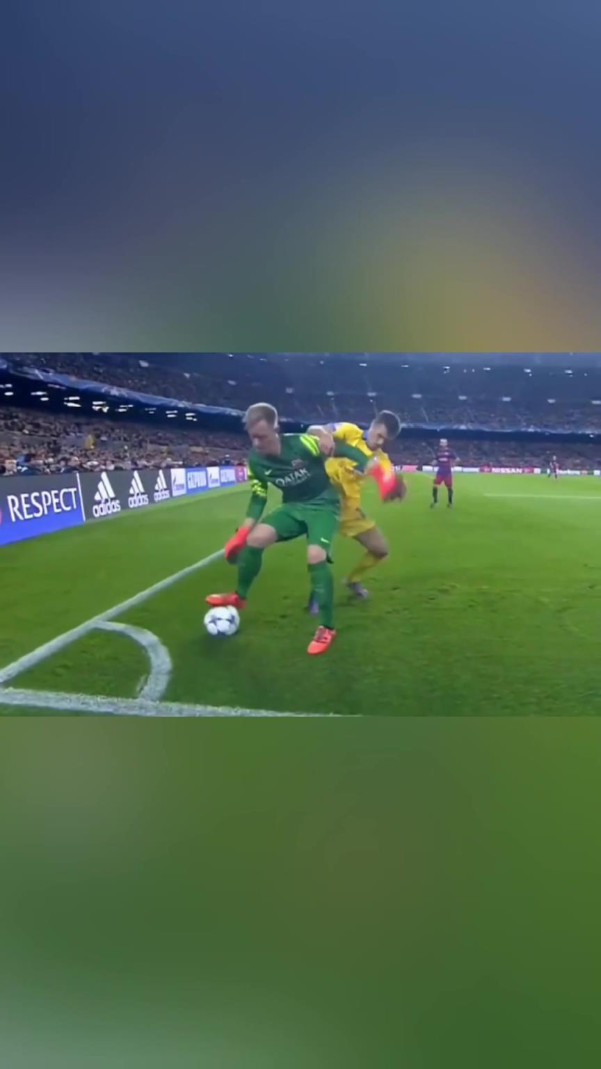 特爾施特根：老子的護(hù)球像亨利！誰來了也不好使！