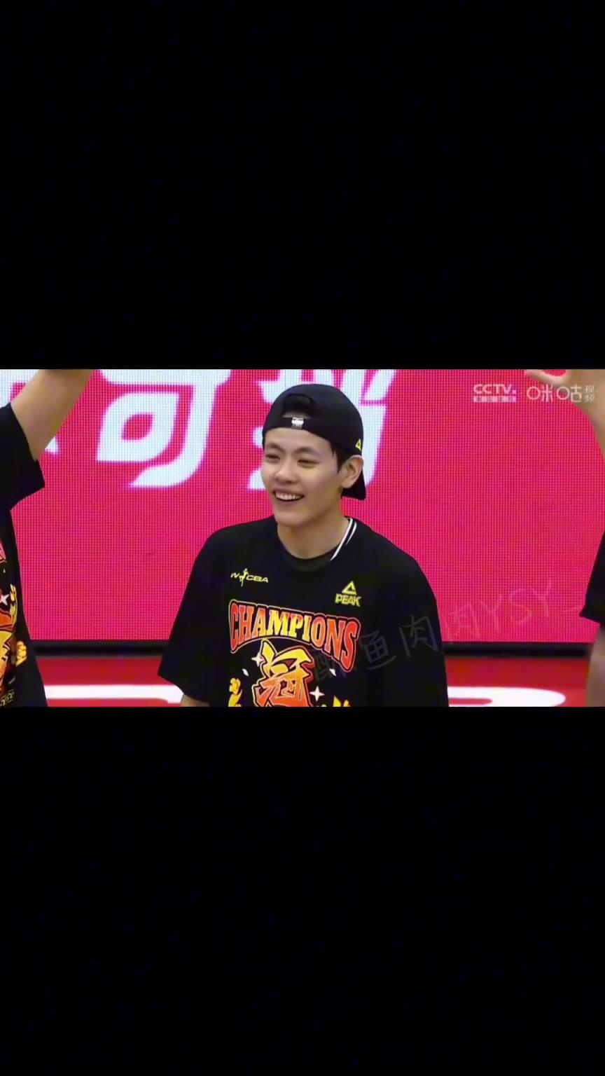 以小搏大以弱勝?gòu)?qiáng) ；從不被看好，到站到最高的領(lǐng)獎(jiǎng)臺(tái)...